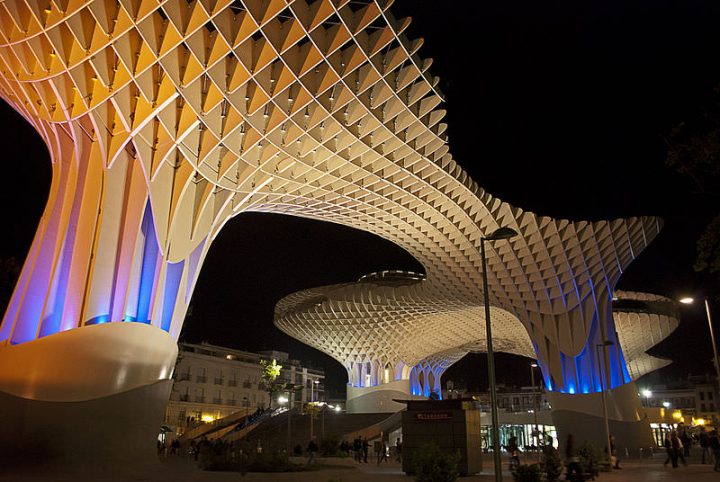 Metropol Parasol Cea Mai Mare Structura Din Lemn Din Lume