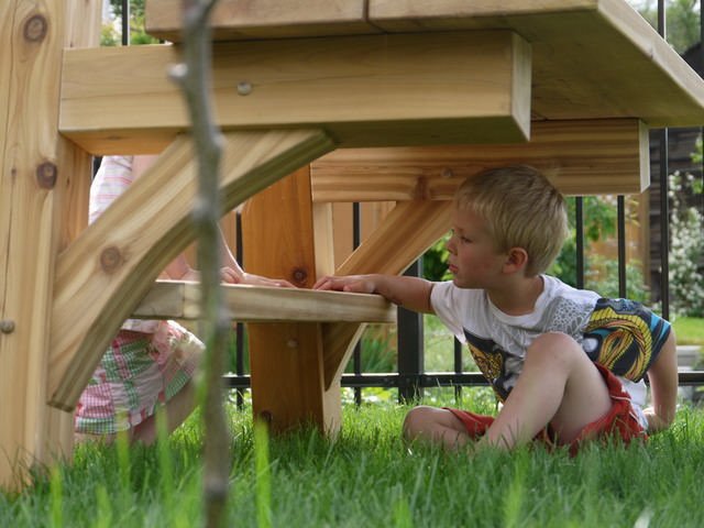 Structura din cadre pentru loc de joaca pentru copii