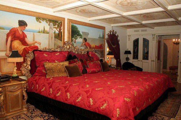 Versace residence