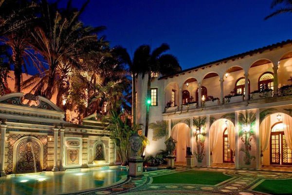 Versace residence