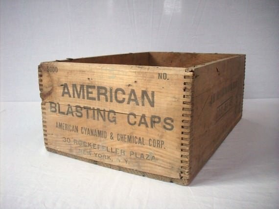 cutie pentru capse