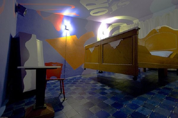 Alerta de design interior! Propeller Island City Lodge Hotel din Berlin 2 camera cu pat plutitor