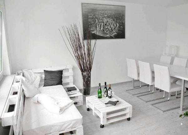 Lectie de reciclare. Un design interior eco 1 canapele din paleti
