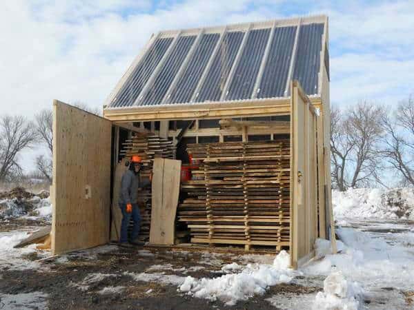 uscator de lemn solar