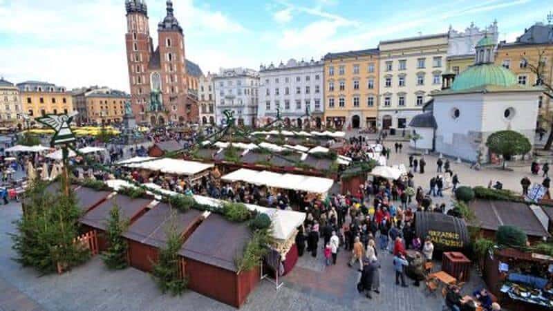 Targul de Craciun din Cracovia - lipsit de artizani 4 targul de craciun
