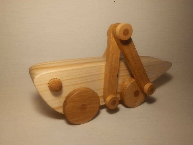 Utilaje din lemn miniaturizate - jucarii pentru copii ce vor deveni antreprenori 4 utilaje din lemn jucarii pentru copii