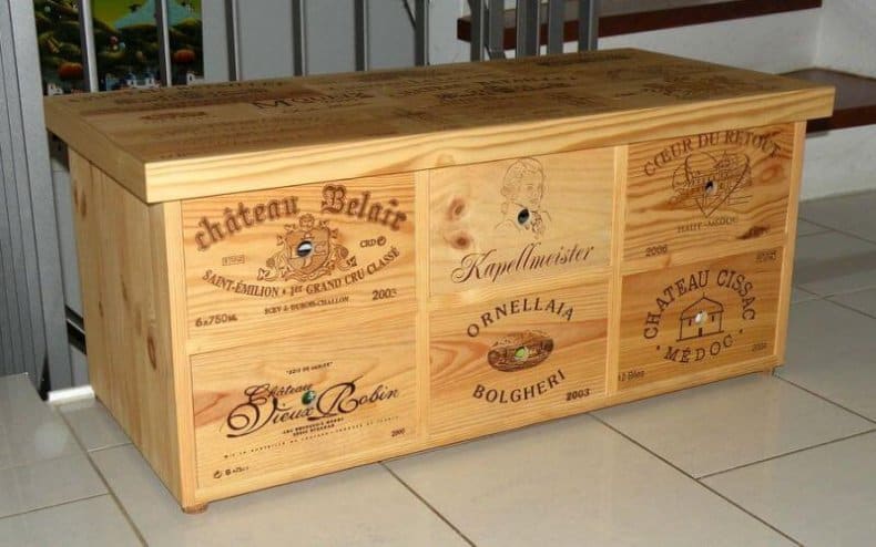 Cutii din lemn pentru vin cu siglele unor podgorii de renume 15 cutii goale de vanzare pe ebay
