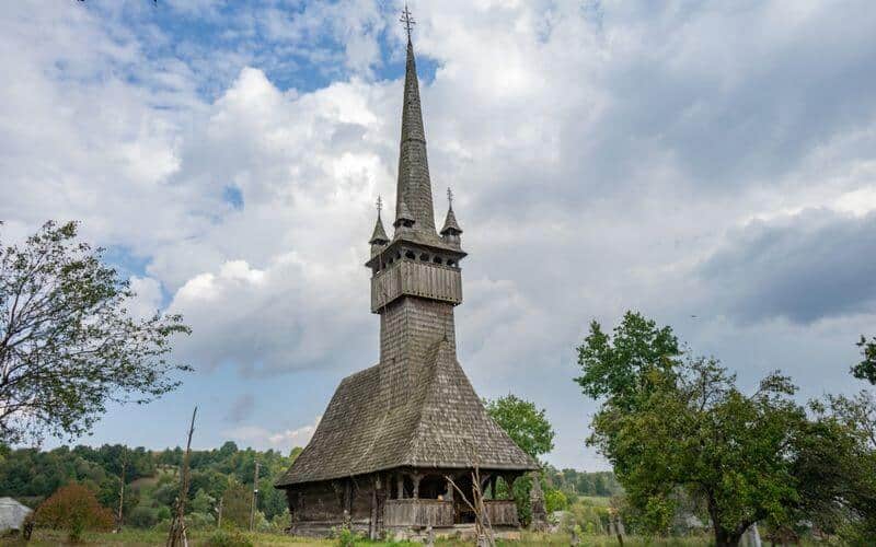 Tururi virtuale ale bisericilor din Țara Lăpușului 3 tururi virtuale