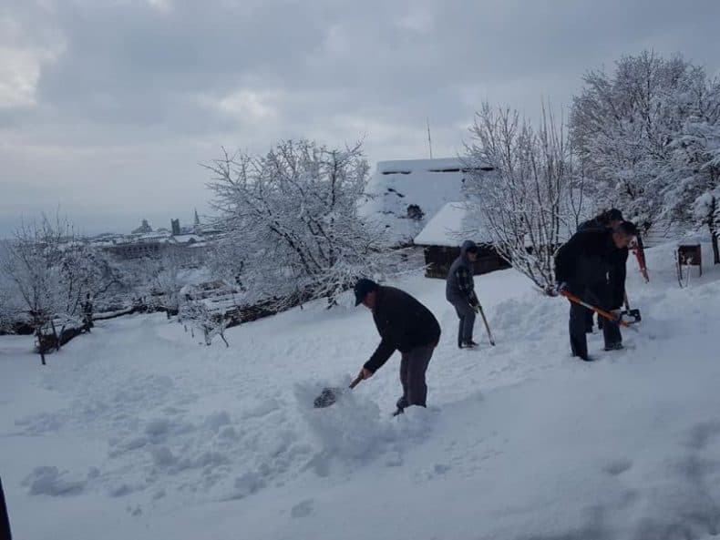 Muzeul Satului din Baia Mare a deschis pârtia de sanie pentru copii 5 partie de sanie pentru copii la Muzeul Satului din Baia Mare