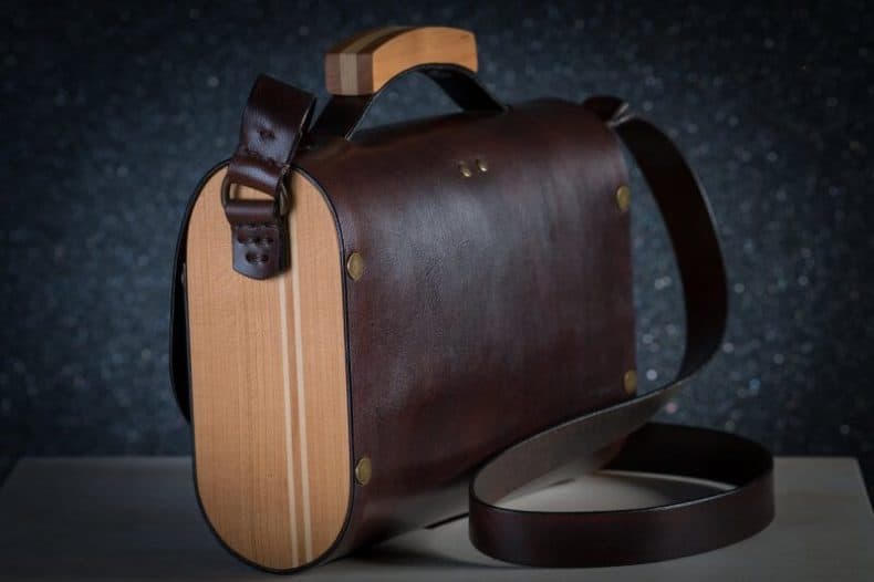 Piele și lemn - brandul Crafted Workshop TLL 4 piele și lemn produse de Tudor Luparu