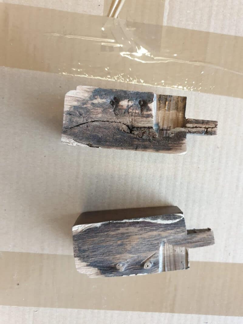 Alege 2 mese scurte din stejar masiv în loc de una mai lungă 4 defect de material si reparatie
