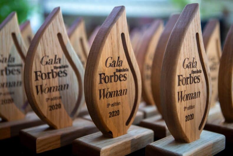 Gala Forbes Women 2020 - cele mai influente doamne 1 trofee Forbes Women 2020